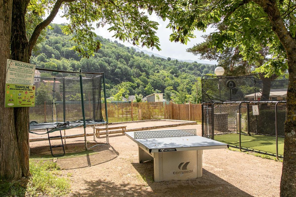 3* Les Templiers Camping